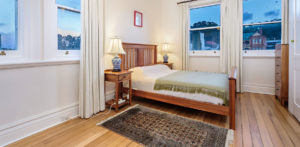 Luxury Accommodation Cygnet Tasmania