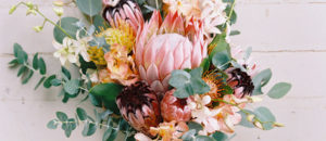 Long table floral arrangement workshops